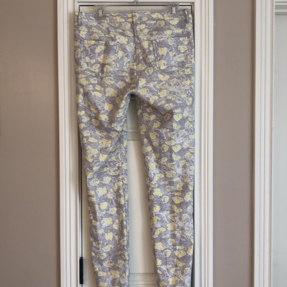 J. McLaughlin Lexie gray and yellow slim comfort jeans NWOT Sz 10 - Picture 3 of 9